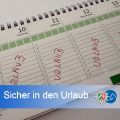 Kalender mit mehreren Tagen auf dem Urlaub steht 